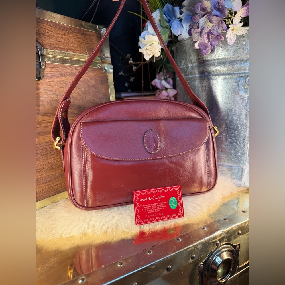 Cartier Vintage Bordeaux Must de Cartier Camera style Crossbody with COA card